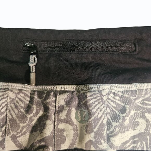 Lululemon Skort Womens 4 Gray Black Run Pace Setter Tennis Skirt Ruffled Tiered - Picture 5 of 10